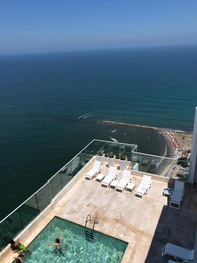 Frente Al Mar